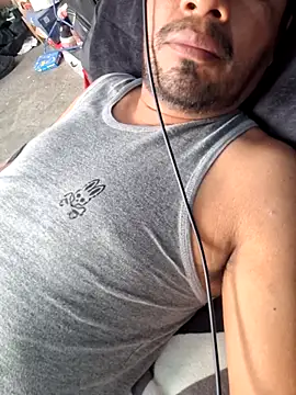 sanz957 online show from April 2026 12:33:01 AM