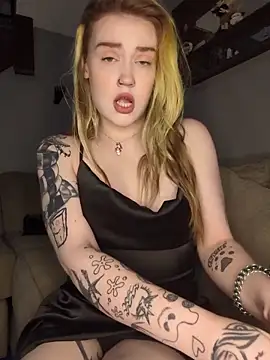 mattiethebaddieee online show from March 2026 03:45:02 AM