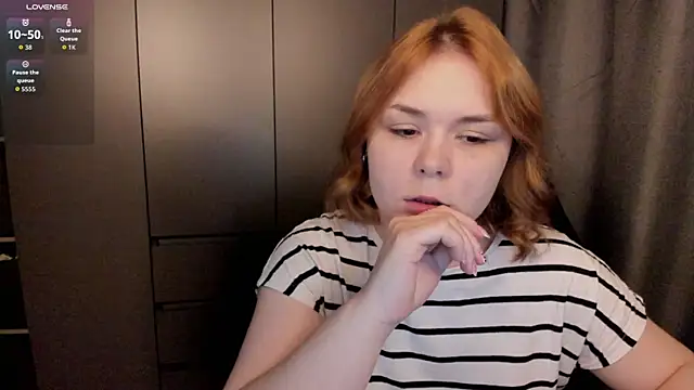 sophia lix online show from April 2026 04:50:02 PM