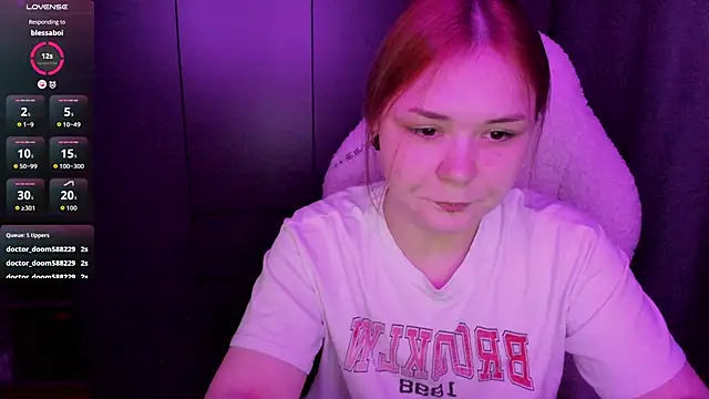 Snapshot of sophia_lix chatting on May 2026 06:09:01 PM sophia lix online show from May 2026 06:09:01 PM