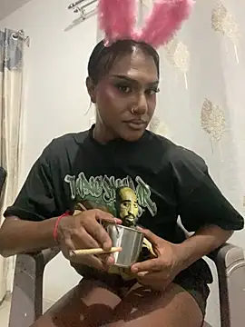 Snapshot of TransGirlBankrollBarbie chatting on January 2026 10:15:01 PM TransGirlBankrollBarbie online show from January 2026 10:15:01 PM