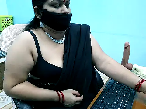 SWEETY RANI online show from April 2026 04:35:01 PM