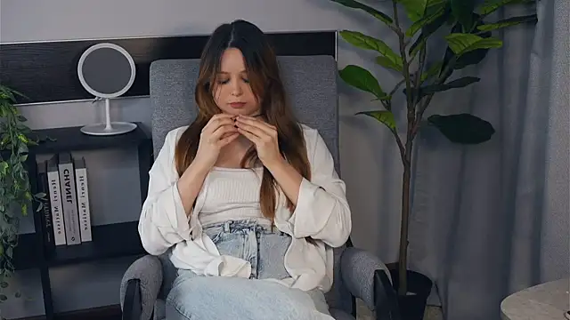 Snapshot of RacquelSookoo chatting on October 2025 09:13:02 AM RacquelSookoo online show from October 2025 09:13:02 AM