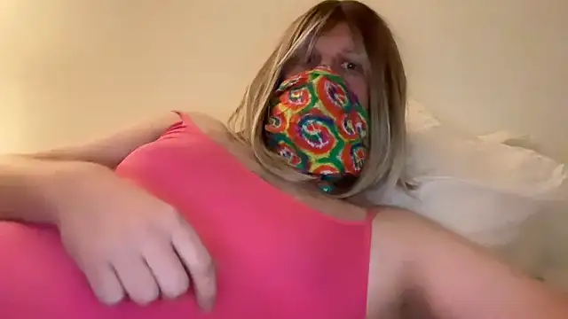 Snapshot of RebeccaNikky chatting on October 2025 03:27:01 PM RebeccaNikky online show from October 2025 03:27:01 PM