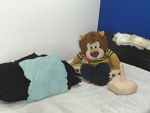 EmmilyConnor online show from February 2026 01:56:01 PM