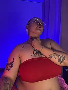 Snapshot of pinkbaddie777 chatting on February 2026 03:27:01 AM pinkbaddie777 online show from February 2026 03:27:01 AM