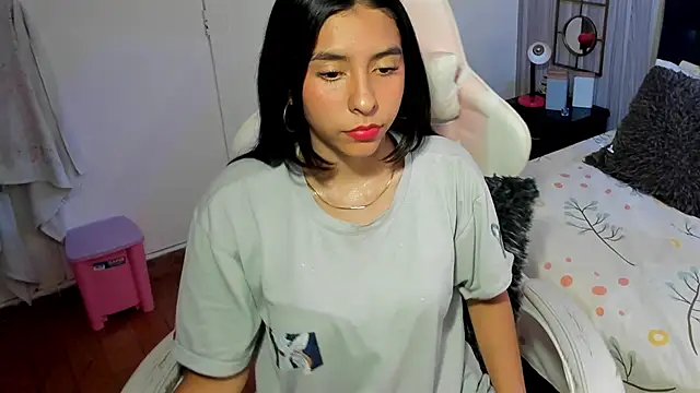 Snapshot of shirley_sweet_ chatting on October 2025 07:48:02 PM shirley sweet  online show from October 2025 07:48:02 PM