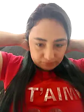 Snapshot of solandrea chatting on November 2025 03:46:01 PM solandrea online show from November 2025 03:46:01 PM