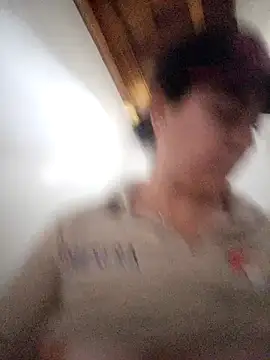 Snapshot of Camila-Valverde chatting on December 2025 09:42:02 PM Camila-Valverde online show from December 2025 09:42:02 PM