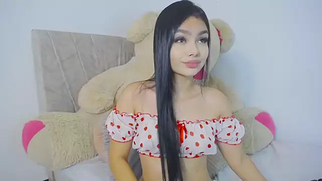 little emiily  online show from November 2025 12:39:02 PM