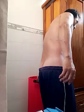 Snapshot of Cafeen19 chatting on February 2026 11:45:01 PM Cafeen19 online show from February 2026 11:45:01 PM