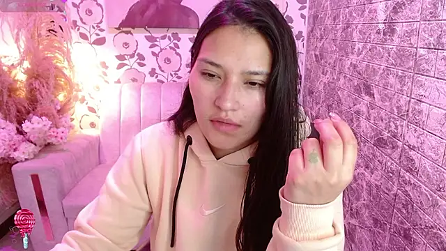 emmaa garciia online show from February 2026 03:24:01 AM