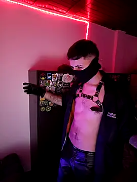 Snapshot of Aron_Jones_ chatting on November 2025 02:02:02 AM Aron Jones online show from November 2025 02:02:02 AM