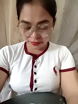 Bamboo-niee123 online show from April 2026 09:18:01 AM