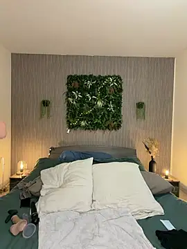 Snapshot of MysteryGirl__ chatting on February 2026 08:13:01 AM MysteryGirl online show from February 2026 08:13:01 AM