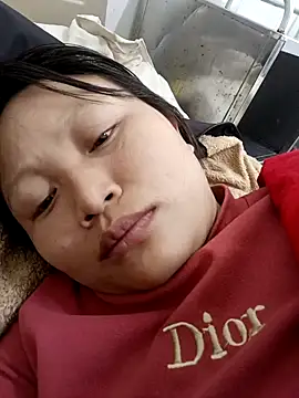 yoyo-mi online show from December 2025 01:14:02 AM