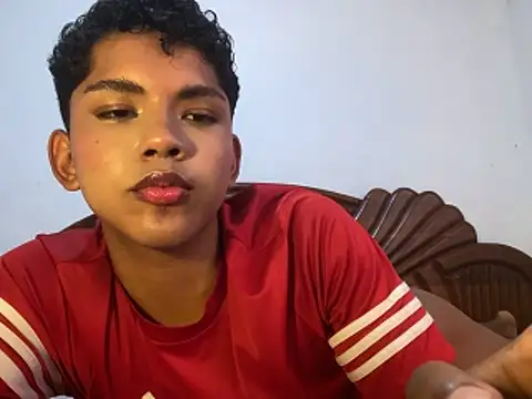 Snapshot of Myrkamndza chatting on November 2025 09:03:02 PM Myrkamndza online show from November 2025 09:03:02 PM