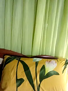 Esenia505 online show from March 2026 03:28:01 PM