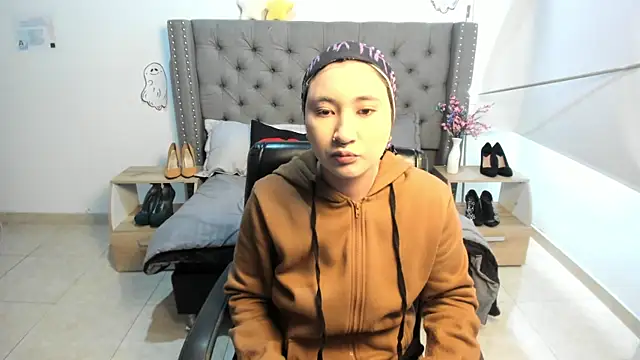 Snapshot of AnngelLee chatting on October 2025 01:46:02 PM AnngelLee online show from October 2025 01:46:02 PM