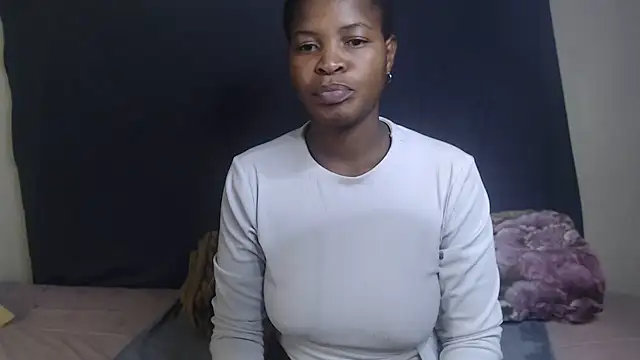 Snapshot of MarbleGoddess96 chatting on November 2025 05:12:01 PM MarbleGoddess96 online show from November 2025 05:12:01 PM