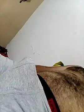 Snapshot of franck10E chatting on February 2026 02:59:02 AM franck10E online show from February 2026 02:59:02 AM