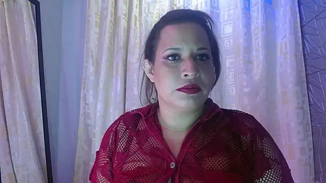 Snapshot of Camille_Sinclair chatting on November 2025 02:32:02 AM Camille Sinclair online show from November 2025 02:32:02 AM