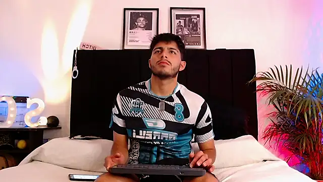 jaiden thoner online show from November 2025 06:13:01 AM