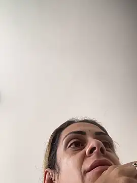 Snapshot of sabrinaneves chatting on February 2026 04:22:02 PM sabrinaneves online show from February 2026 04:22:02 PM