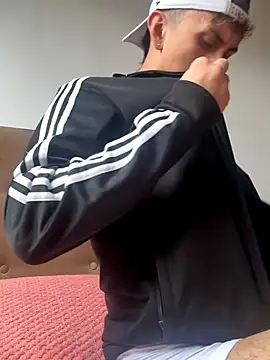 Snapshot of Eljorshx0706 chatting on December 2025 05:07:01 PM Eljorshx0706 online show from December 2025 05:07:01 PM