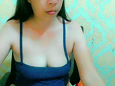 Snapshot of nhicole4u chatting on October 2025 02:51:02 PM nhicole4u online show from October 2025 02:51:02 PM