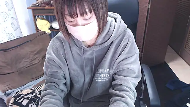 Snapshot of YUNONNON chatting on February 2026 05:00:02 AM YUNONNON online show from February 2026 05:00:02 AM