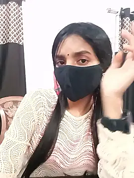 Sanaya Queen19 online show from November 2025 06:19:02 PM