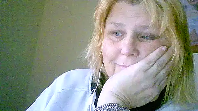 Sylviastar46 online show from November 2025 08:36:02 AM