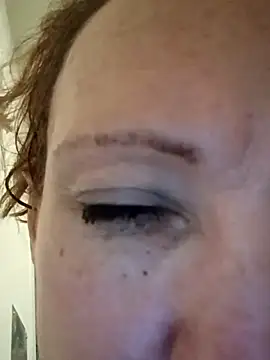 Karebearz1 online show from November 2025 11:53:02 AM