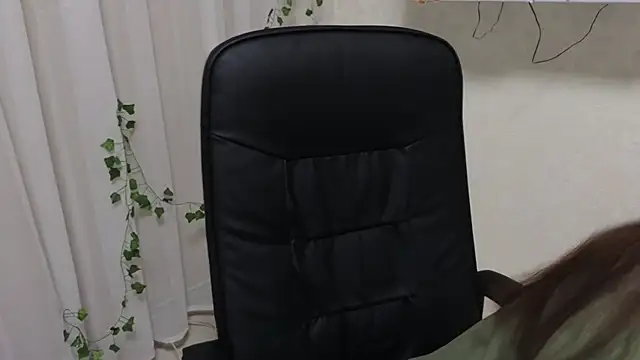 Ulyanix online show from February 2026 05:02:01 AM