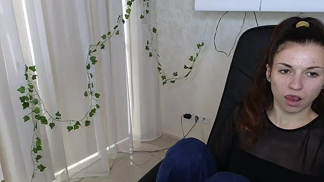 Ulyanix online show from February 2026 06:26:01 AM