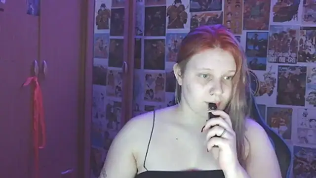 Snapshot of FoxPlayXX chatting on July 2026 09:20:01 PM FoxPlayXX online show from July 2026 09:20:01 PM