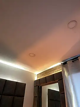 Snapshot of BrigitteVons chatting on April 2026 10:48:01 PM BrigitteVons online show from April 2026 10:48:01 PM