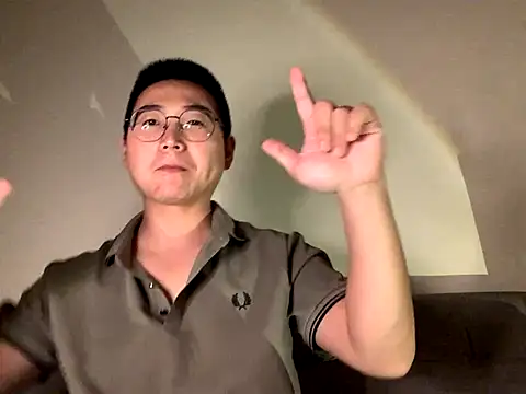 Snapshot of SalesmanAlan chatting on November 2025 03:29:02 PM SalesmanAlan online show from November 2025 03:29:02 PM