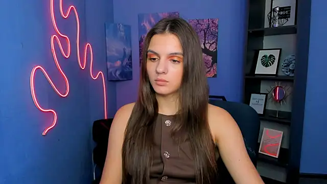 lisa dark  online show from May 2026 11:50:02 AM