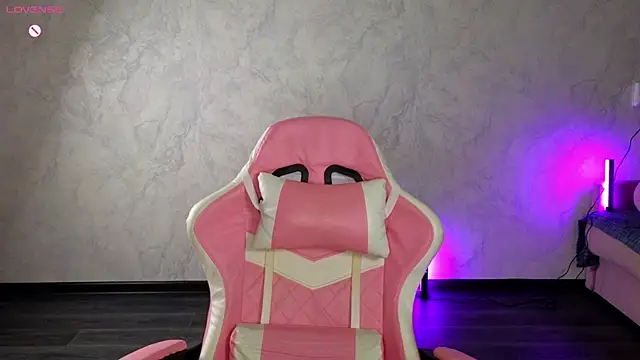 Lovelly molly1 online show from April 2026 04:59:02 PM