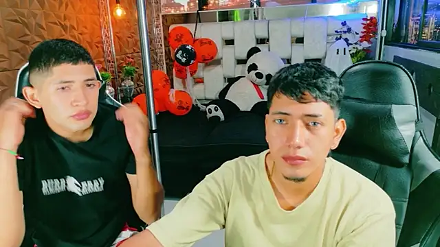 darwinandbrayann online show from November 2025 12:39:02 PM