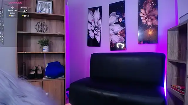 roseefancy19 online show from November 2025 11:32:01 AM