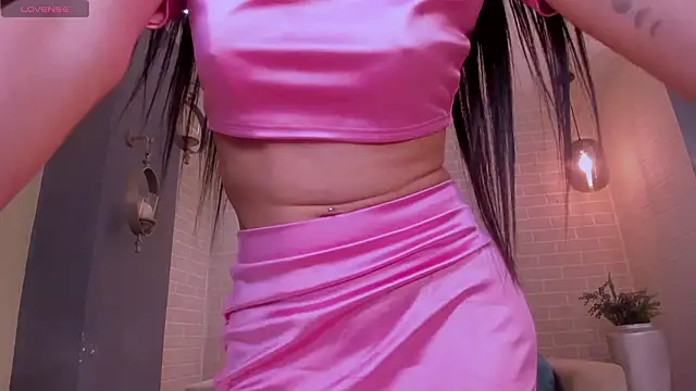 BellaConnorX online show from February 2026 04:00:01 AM