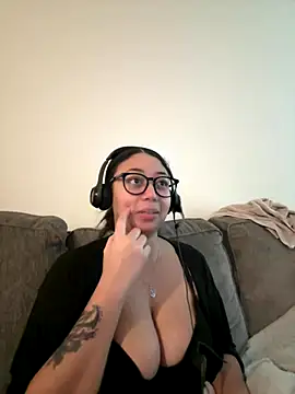 minha baby online show from December 2025 10:04:01 PM