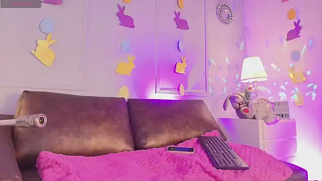 kittyblooms online show from April 2026 03:31:02 PM