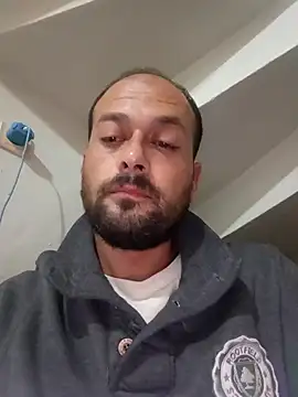 expenser37 online show from November 2025 09:28:01 PM