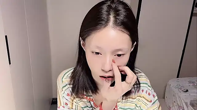 yuyu-33 online show from November 2025 01:41:02 AM