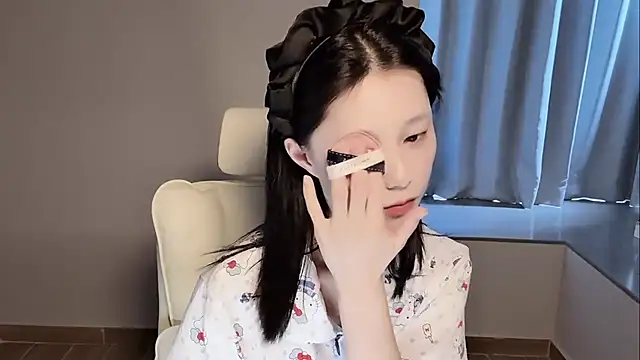 yuyu-33 online show from August 2026 03:53:02 AM