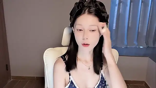 yuyu-33 online show from August 2026 12:56:02 AM